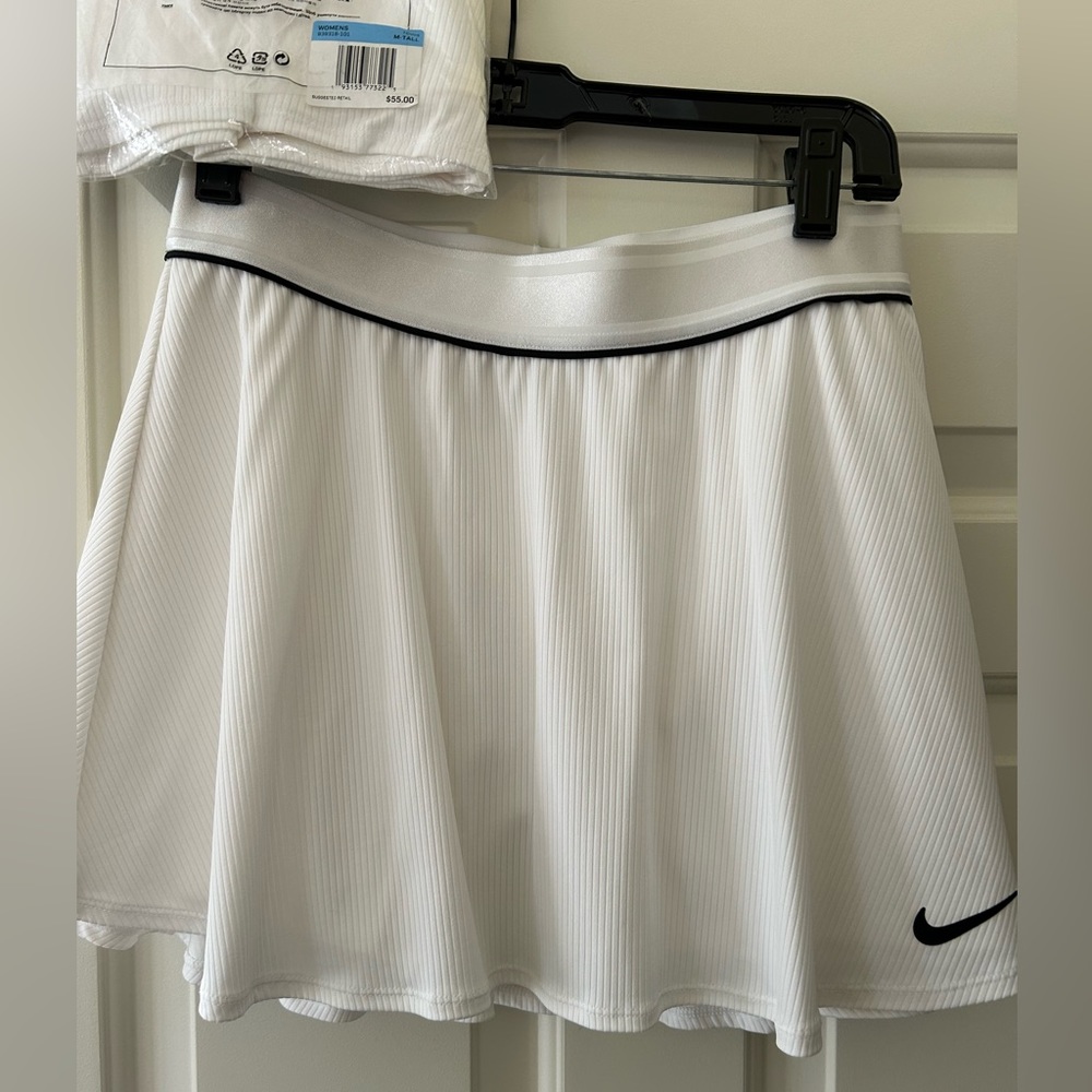 Women’s Nike Tennis Skirt M-Tall 939318-101